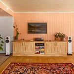 Vinjestogo- Mesmerizing Mountain View, Sauna With A View And Eco Living In An Old School House * Vestre Slidre